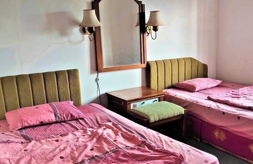 Lembang House | Villa Orange Lembang Pengkolan