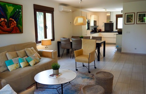 Coveta Fuma Villa | Villa Oriola, Cosy Villa with private swimming pool in lovely Spanish garden