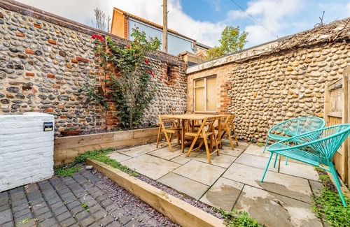 Cromer House | Villa Otto - Norfolk Holiday Properties