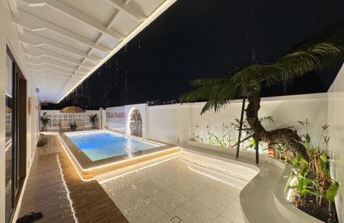 Central District Villa | Villa Paapa & Maama Luxurious Private Pool
