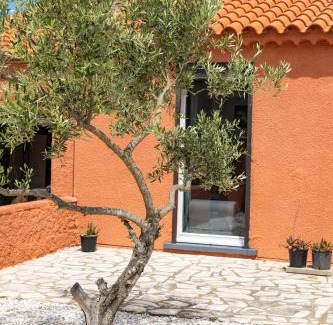 Les Cluses Villa | Villa paisible proche frontière espagnole avec piscine privée