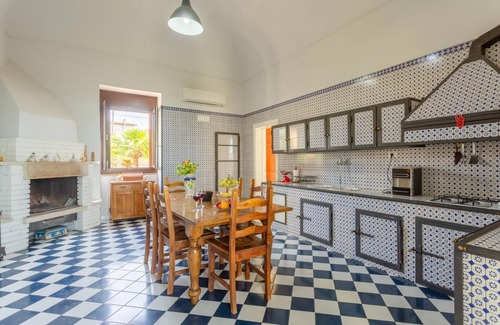 Scicli Villa | Villa Palazzola - Five Bedroom Villa, Sleeps 12