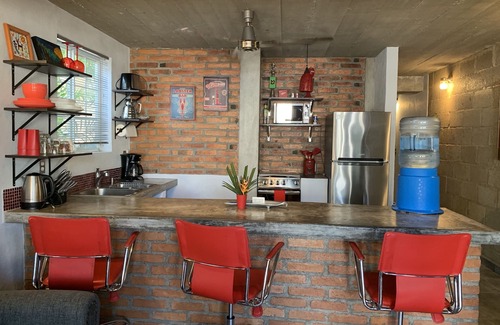 San Francisco Apartment | Villa Palmas, 20% Reduce rates for 2024, Cozy Apt. only 3 blocks from the beach