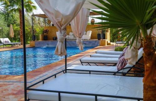 Oulad Hassoune Villa | Villa Palmyra, 8 suites et piscine chauffée