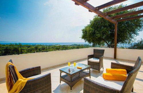 Svoronata Villa | Villa Panmaria by Villa Plus