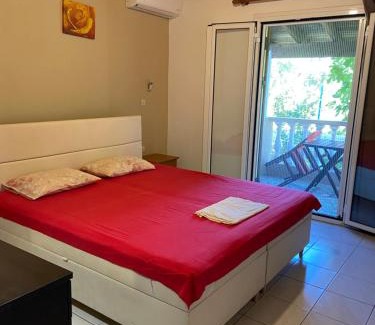 Messonghi Apartment | Villa Panorea