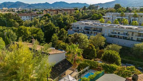 La Croix des Gardes Villa | Villa Paradis - Cannes