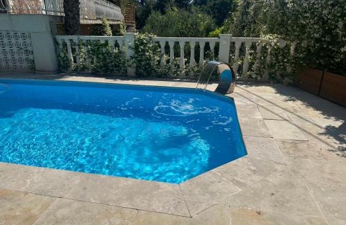 La Croix des Gardes Villa | Villa Paradis - Cannes