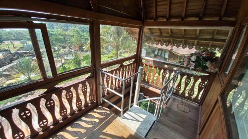 Java Resort | Villa Paviliun by Santosa Stable & Resort