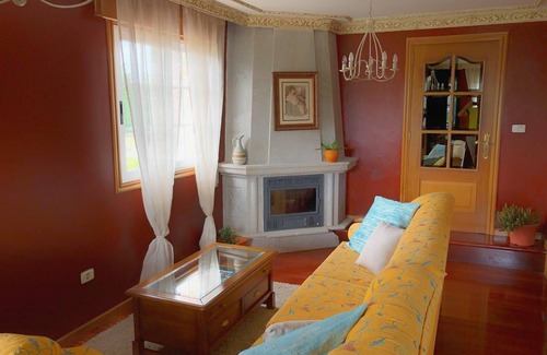 Nigran Ski Chalet | Villa Pazos, close to Playa América, and Bayona, Porto do Molle