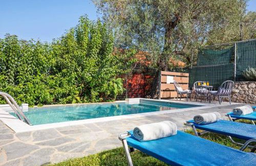 Chlomos Villa | Villa Pelagia Mare