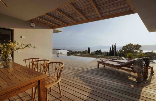 Aktio-Vonitsa Villa | Villa Pelagia Summary