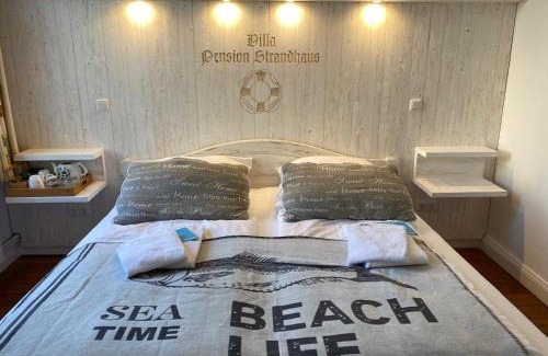 Alt-Travemunde/Ronnau Hotel | Villa Pension Strandhaus - adults only