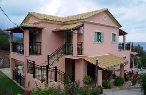 Messonghi Apartment | Villa Pepy