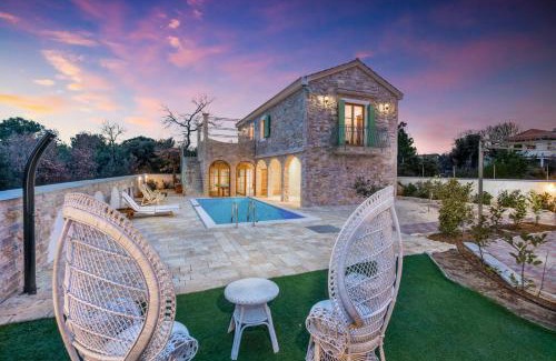 Biograd na Moru Villa | Villa Perina Biograd, something completely different
