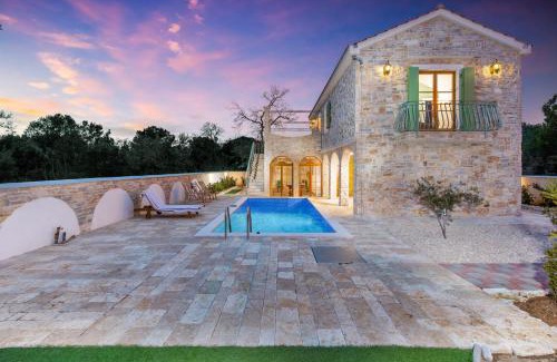 Biograd na Moru Villa | Villa Perina Biograd, something completely different
