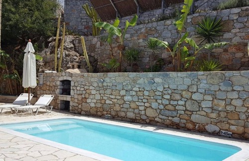 Lefktron Villa | Villa Phoebe in Stoupa, very quiet area, private pool, spectacular sea views.