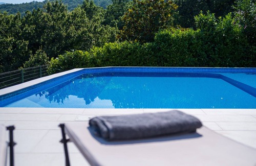 Pobri Villa | Villa Piano with Pool