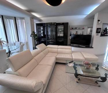 Colleferro Villa | Villa Pina b&b
