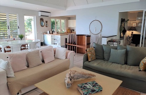 Grand Case House | Villa Pineapple - Grand Case (Hotel Esplanade Area) 5 min Orient Bay