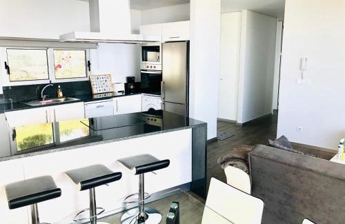 Estreito da Calheta House | Villa Pinheira II