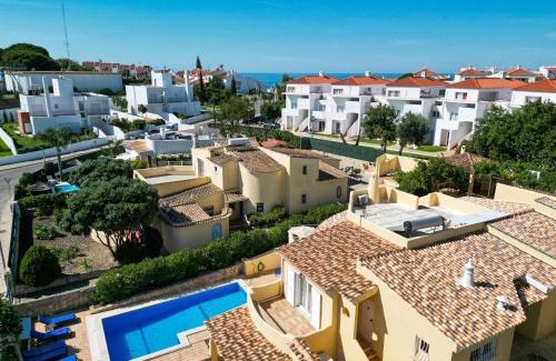Patio Villa | Villa Pinheiro