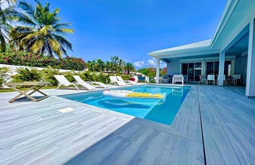 Saint-Francois Villa | Villa PINK