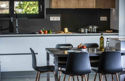 Sivas Villa | Villa Pitsidia Hills - Modern and spacious villa with garden and pool