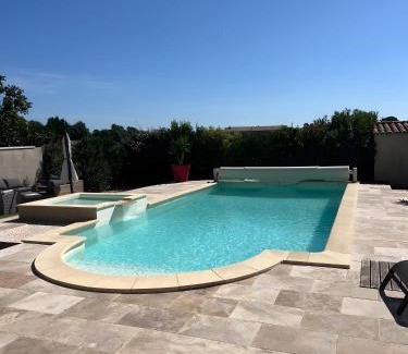 Sarrians Villa | Villa Plein Soleil