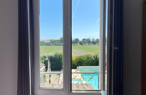 Sarrians Villa | Villa "Plein Soleil" with private pool, Wi-Fi and air conditioning