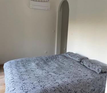 Saint-Marcel Apartment | Villa poétique proche de Lyon
