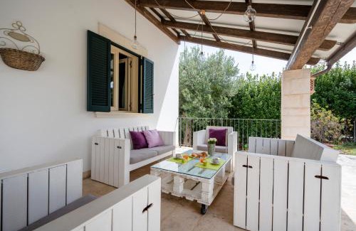 Noicattaro Villa | Villa Poggio Verde with pool - Exclusive Retreat