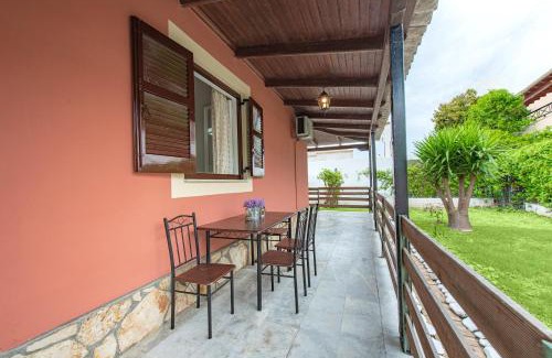 Agios Gordios House | Villa Popi on the beach of Agios Gordios