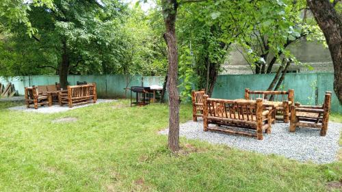 Ambrolauri Bed & Breakfast | Villa PorTina
