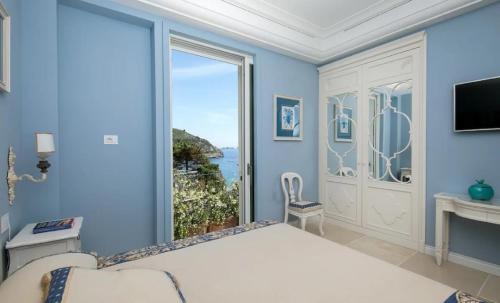 Portofino Apartment | Villa Portofino private pool 200m from beach