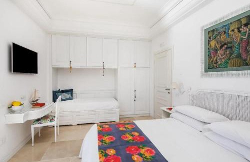 Portofino Apartment | Villa Portofino private pool 200m from beach
