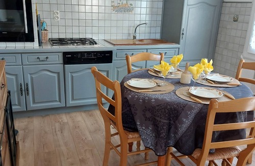 Vaison-la-Romaine Villa | Villa Pour 2 Personnes, Piscine et Local Pour Vélos et Motos
