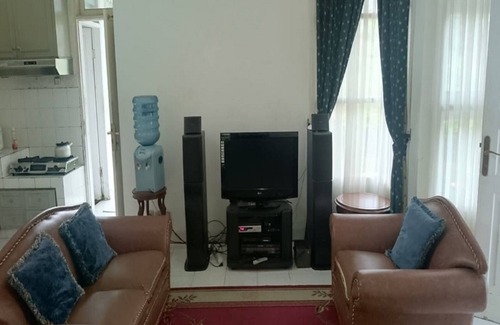 Cipanas Villa | Villa Private Puncak