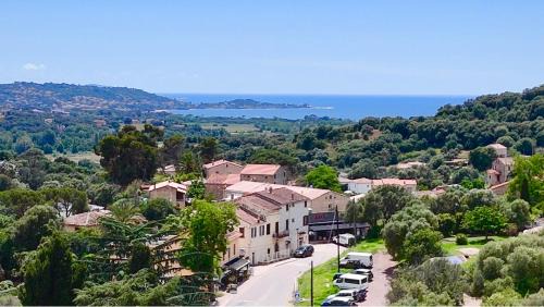 Bastelicaccia House | Villa proche Ajaccio et mer exclusive 2 à 10 voyageurs