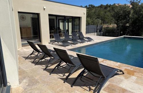 Mollans-sur-Ouveze Villa | VILLA PROCHE VENTOUX et VAISON LA ROMAINE avec piscine privée