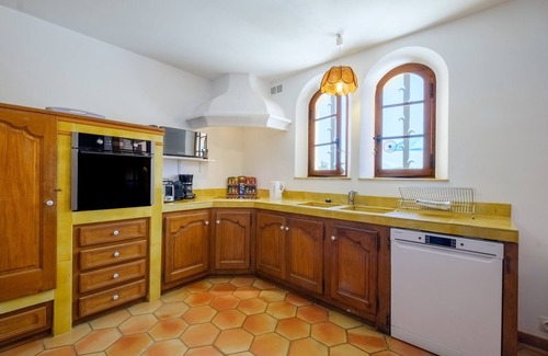 Seillans Villa | Villa 'Propriété Fontaine Margo': Peaceful Retreat with Mountain Views