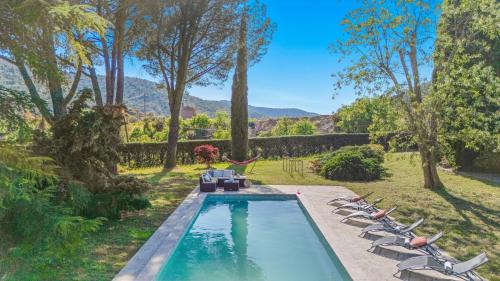 Velennes House | Villa Provençale Avec Piscine À Collobrières