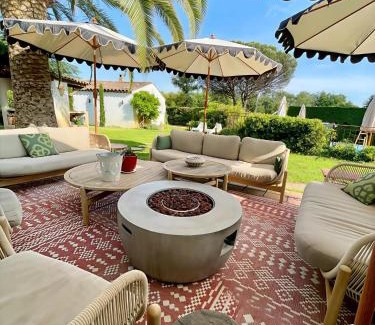 Gassin Villa | Villa provençale Golfe St Tropez climatisée piscine chauffée, Spa, billard, Wifi haut débit pro