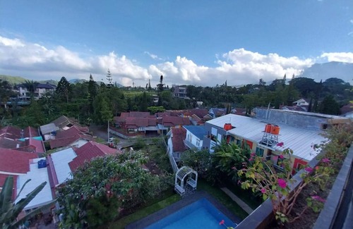 Pancawati Hotel | Villa puncak Bogor ala Bali