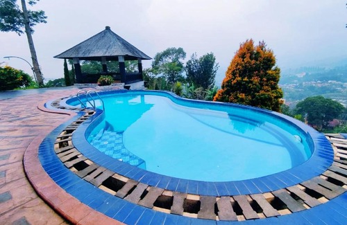 Cipanas Villa | Villa Puncak