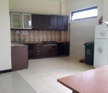 Dinoyo House | villa puncak tidar
