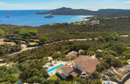 Pantogia Villa | Villa Purple 10+2, Emma Villas
