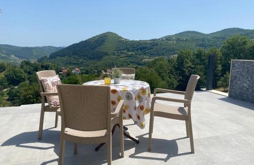Visoko House | Villa Queen