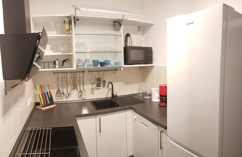 Supetar Apartment | VILLA RADOŠ-2. Floor: Modern, comfortable, big 4-room-flat 120 qm, category *