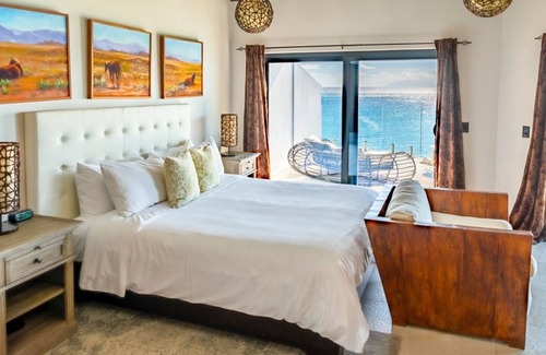 Fryes Beach Resort | Villa Rae - Two Bedroom Resort, Sleeps 4